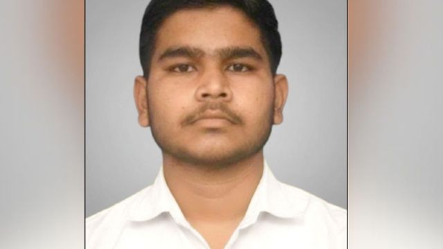 Muzaffarnagar: जरा सी लापरवाही ने ले ली जान...कार ने बाइक सवार छात्र को मारी टक्कर, हेलमेट होता तो बच जाती जिंदगी
